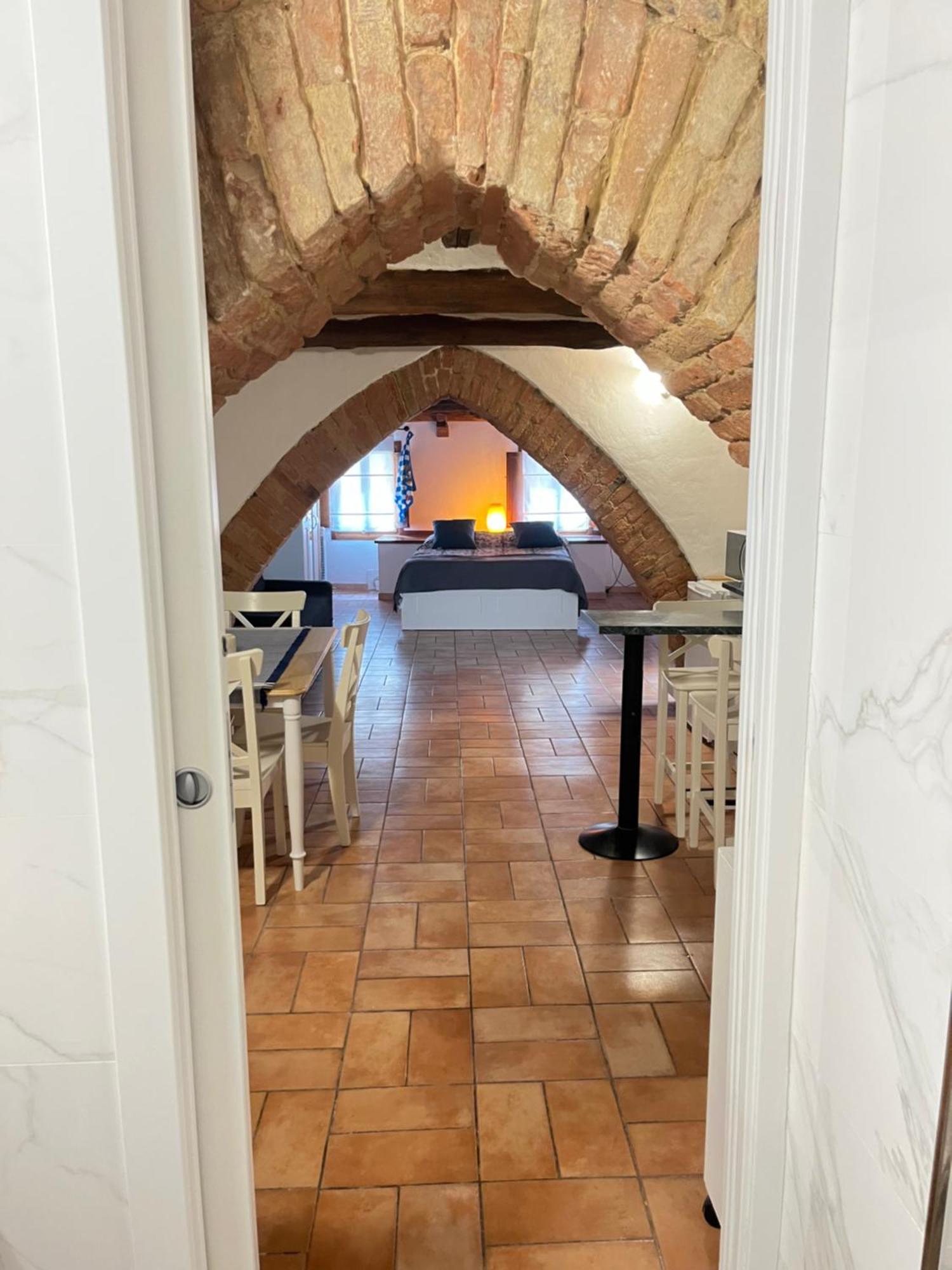 Gli Archi Nel Cuore Di Сієна Екстер'єр фото